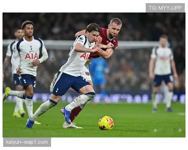 水晶宫88%传球成功率客胜热刺 索萨领衔中场控制节奏